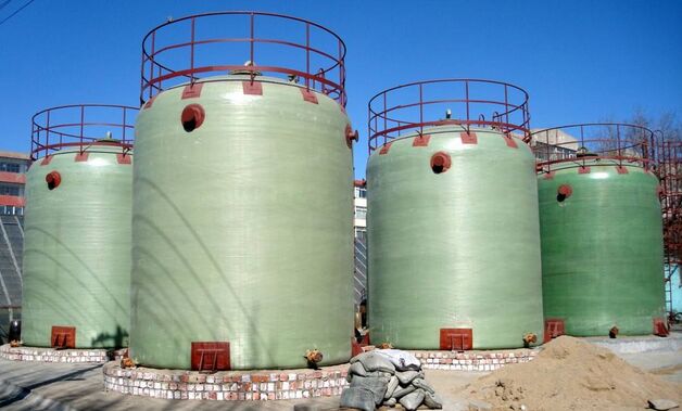 立式玻璃鋼儲(chǔ)存罐現(xiàn)場(chǎng)施工高清圖集