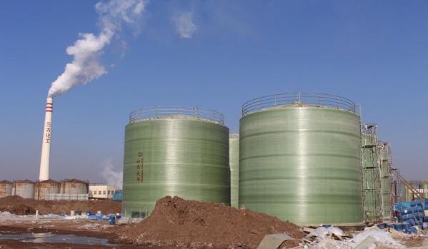 玻璃鋼立式罐施工現場